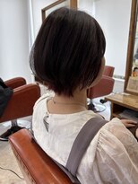 パル バイ ラベスト(Pal by lovest)&nbsp;くびれショートbob×チェリーレッドのデザインカラー