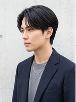 バーシャミ 博多(Baciami)&nbsp;20代30代◎韓国風センターパート×刈り上げビジネスショート