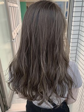 グロウ 上野御徒町(grow) 耳かけ/フォギーベージュ/マッシュウルフ/外ハネ[上野/御徒町]