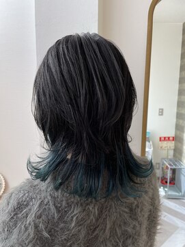 ロンドアベニール 北千住(Lond avenir) ウルフ×裾カラーブルー