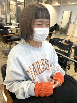 ジュール 新宿三丁目(Joule) 切りっぱなしボブ×ハイトーンインナーカラー［新宿三丁目］
