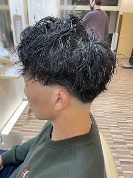 マリィズ 桂 (Marry's) ソフトツイスト×スキンフェード