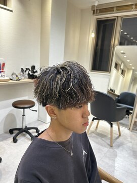 アイトーキョー 横浜(AI TOKYO) 波巻き/ハイライト/マッシュパーマ/ウルフ[横浜駅]