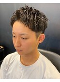 1239黒髪ツーブロック刈り上げフェード束間韓国メンズバーバー