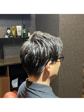 ディスイズザバーバー(This is The BarBer) ツーブロック