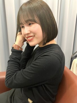 ヘアーアイスカルテット(HAIR ICI QUARTET) 大人可愛い大人美人くすみカラーアッシュグレーベージュ
