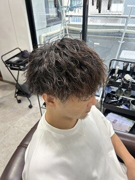 グラッジ 池袋(GLADGE) ツイストスパイラル メンズパーマ メンズカット
