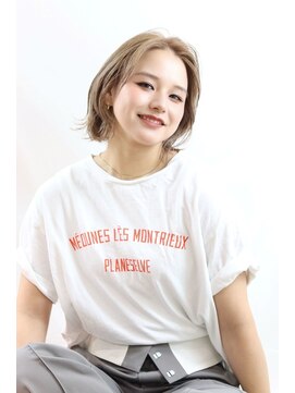 ビューティーアンドフリーハコ(Beauty&Free HACO) 外ハネボブ/透明感カラー/ハイトーンカラー