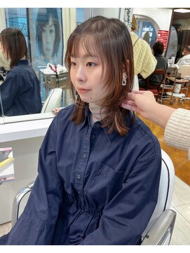 オブヘアージユウガオカ(Of HAIR Jiyugaoka) 【ミディアムウルフ】
