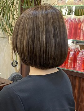 キャラ 池袋本店(CHARA) 脱白髪染め白髪ぼかしハイライト◎グレージュ【池袋/ボブ】