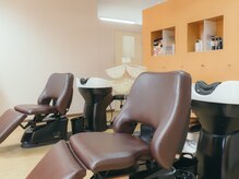 サロンドパリス(Salon de Paris)の雰囲気（落ち着いたサロン時間を過ごせる。YUMEシャンプー）