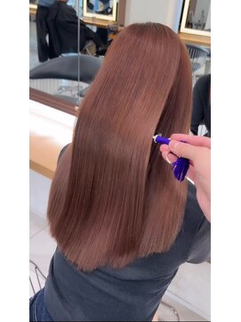 ミユーズ 表参道(Miyu's) 低ダメージ縮毛矯正＋ケアカラー