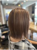 切りっぱなしボハイライトボブ長めボブ顔まわりレイヤーボブ30代