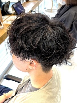 エリマ 調布(elima) 調布メンズ刈り上げマッシュシャドウパーマ緩め20代