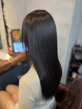 スローネ(THRONE) 縮毛矯正で艶髪/20代30代40代/新宿/髪質改善