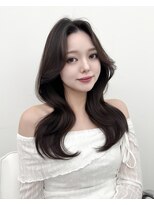 アマトウキョウスマートサロン(AMA TOKYO×Smart Salon) 韓国ヘア レイヤー 顔まわり