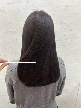 エクラートリアーラ 藤沢店(ECLART Reala) モカブラウン