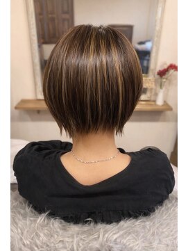 スノードロップ(SNOW DROP) 40代×ショートボブ×ナチュラルブラック白髪ぼかし