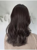 艶感感じるオリーブブラウンカラー