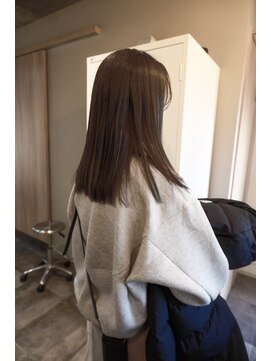 ニード(need) 透明感ベージュミディ【大阪/梅田/中津】