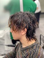 トラスト ザ バーバー 東京駅日本橋店(TRUST the Barber)&nbsp;センターパート/ツイストスパイラルパーマ/ウルフ