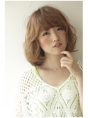 フェミニンボブ