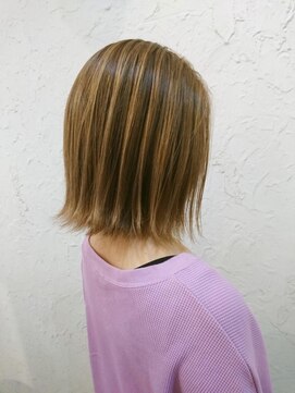 フロール(Flor) 【flor 戸塚】*切りっぱなしボブ+グレージュベージュ*