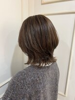 クロップ エス 湘南辻堂(crop es) crop es湘南辻堂 yuuka☆レイヤーカット 明るい白髪染め