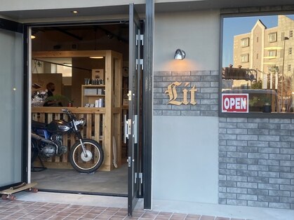 リット 甲府平和通り店(LIT)の写真