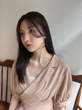 ガーランド (Garland) 大人かわいい美髪ストレートピンクベージュ小顔顔まわりレイヤー