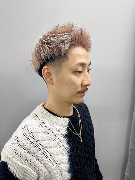 ジオラマ(DIORAMA) ピンクベージュ / デザインカラー / メンズカット / ブリーチ