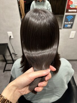 アクロマティック(Achromatic) 水素トリートメント