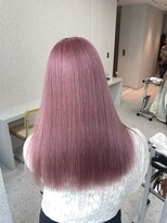 天神美容室&nbsp;天神美容室×ブリーチ×ピンクカラー