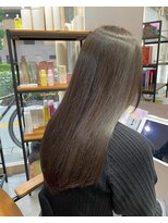 エル 浅草(Ele.)&nbsp;【うる艶カラー】アッシュベージュ