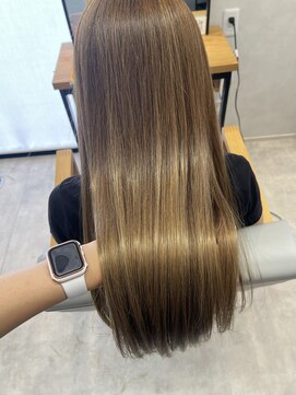 ノアレ(Noale) Aujua新ライン！濃密保水ケアトリートメント