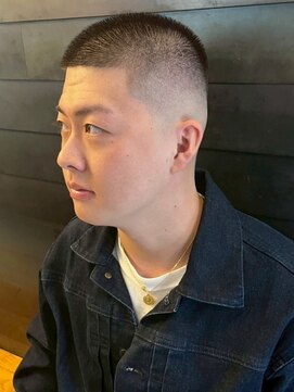 ディスイズバーバーセカンド(THIS IS BARBER 2nd) バーバー フェード メンズ ボウズ　スキンフェード クロップ