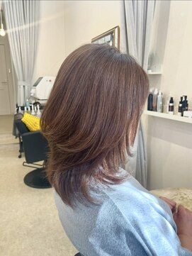 リンド(Lindo) ミディアムレイヤースタイル