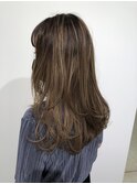 《シークレットハイライト》大人ベージュ×レイヤー