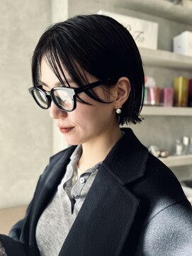 シベル(sibell) 20代30代ショートボブ前髪なしボブミニボブ顔周りレイヤーカット