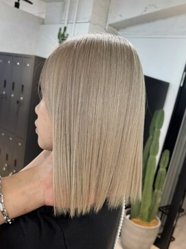 メリー オオサカ(Merly Osaka) white beige