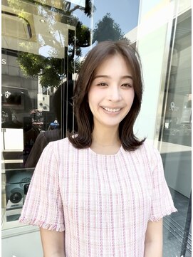 エアー 銀座タワー(AIR) 大人女子外ハネレイヤー