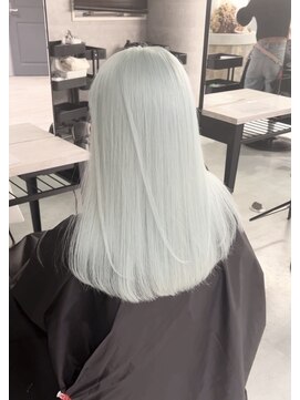 アンドソー 池袋(&so.) ハイトーンカラー/ホワイトブロンド/レイヤーカット/池袋