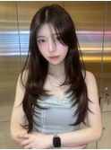 ワンホンレイヤー×ダークブルー/丸顔/縮毛矯正/ミルクブラウン