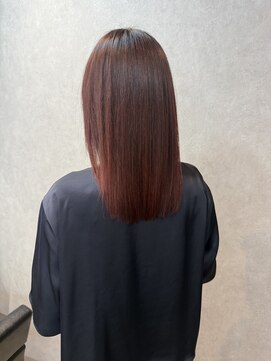 ブルーム(the Bloom) ワンカラーで楽しめるレッドブラウン