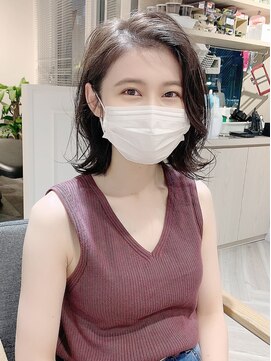 アルト(Alto) マッシュウルフベージュくすみカラーラベージュラベンダーピンク