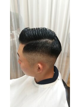ティーズバーバー 亀有店(T's BARBER) 2.8フェード