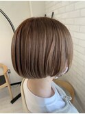人気のミルクティーベージュ