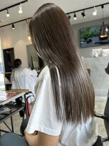 ヘリム(HELIM)&nbsp;くびレイヤーエモージュ前髪オリーブベージュワンカールパーマ