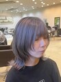 ケリーズグリーン(Kelly's Green)&nbsp;ウルフカットにwhitesilverカラー!!デザインカットも得意です♪