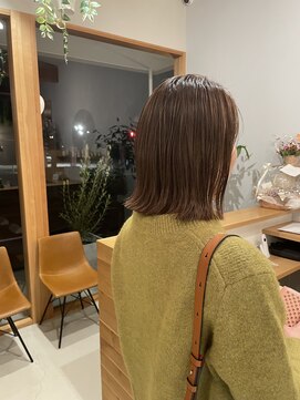 シー(See.) オリーブベージュ×ボブ